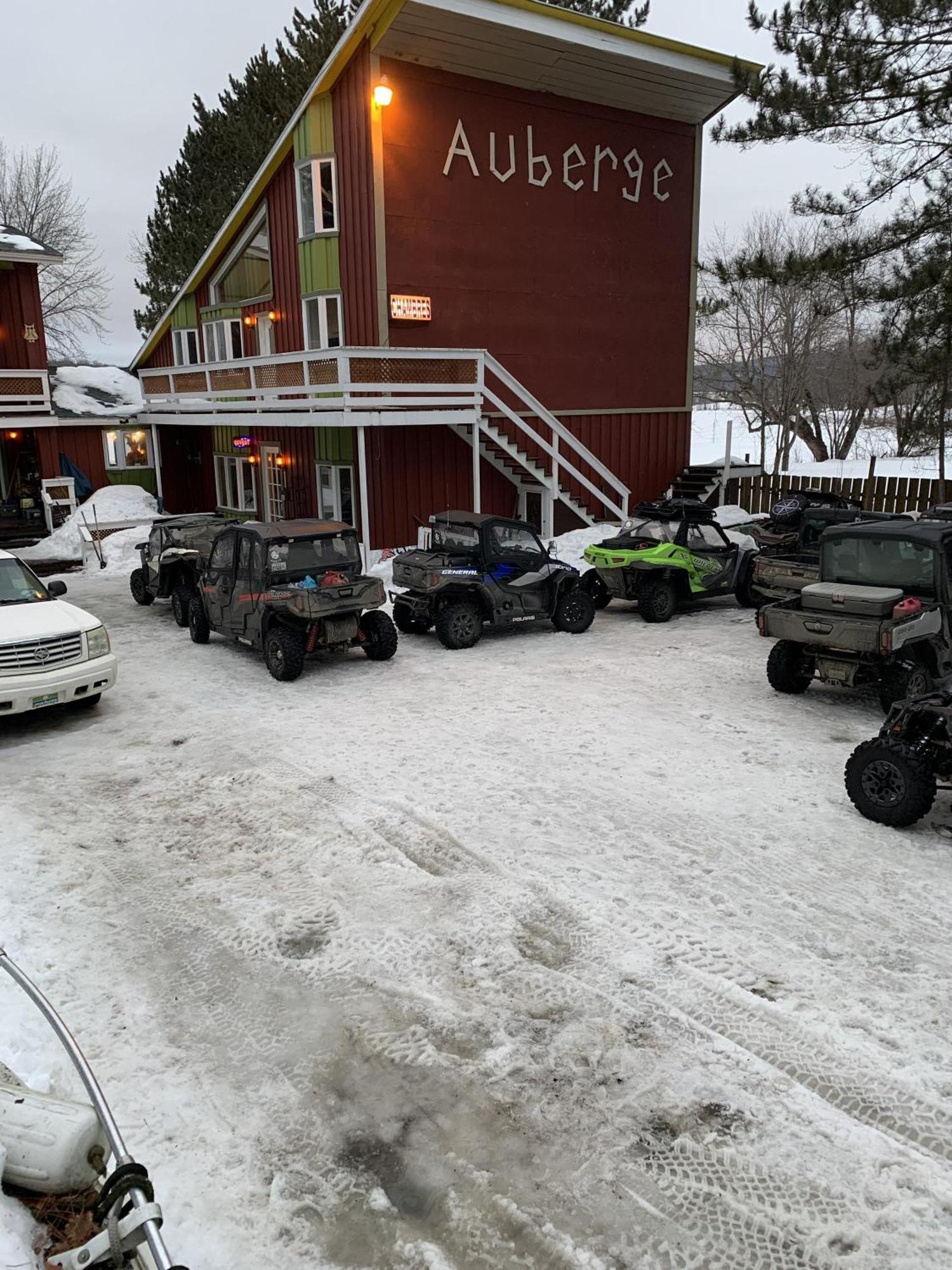 Auberge De Ferme-Neuve Hotel Екстериор снимка