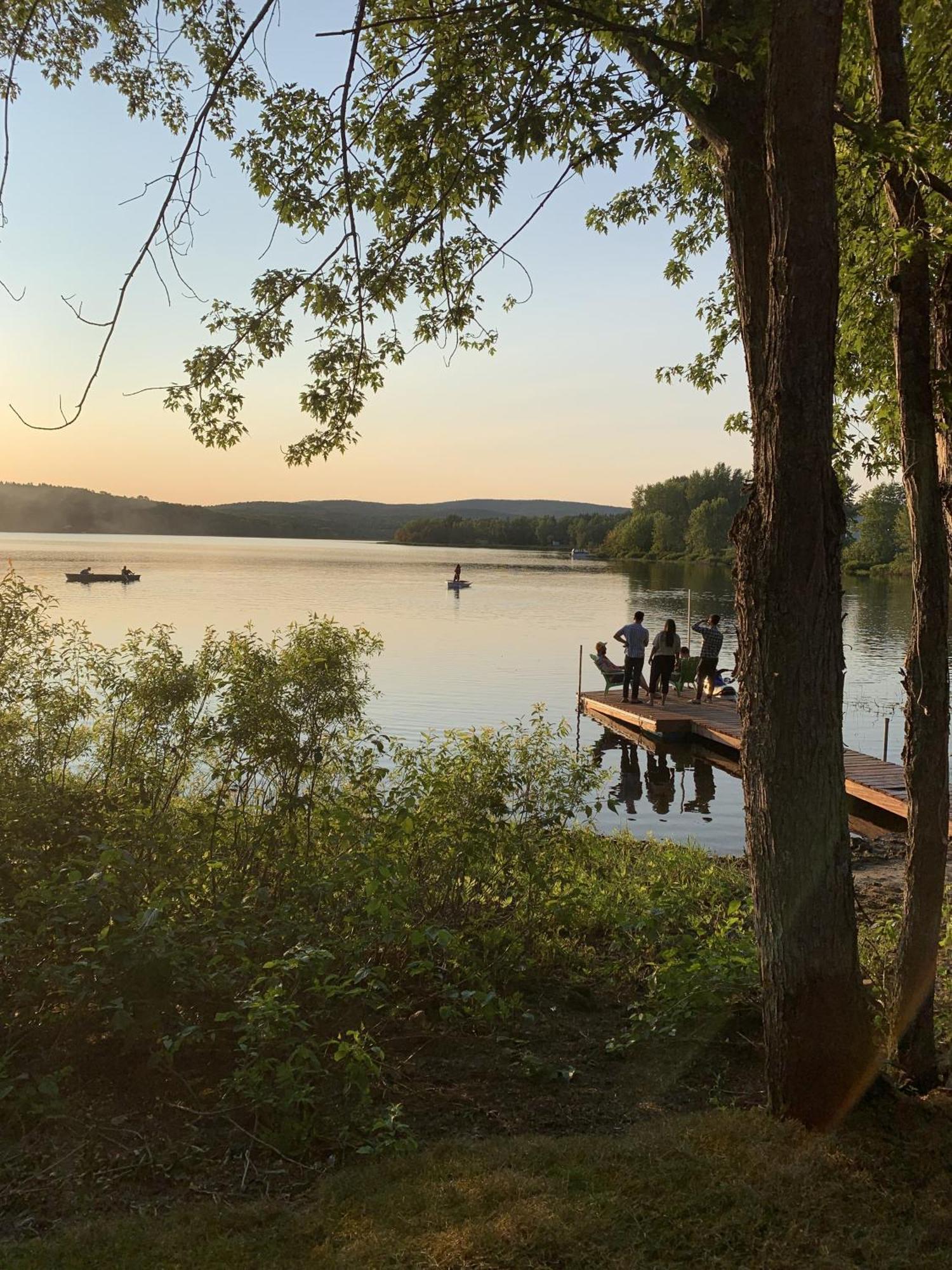 Auberge De Ferme-Neuve Lac-Saint-Paul Екстериор снимка