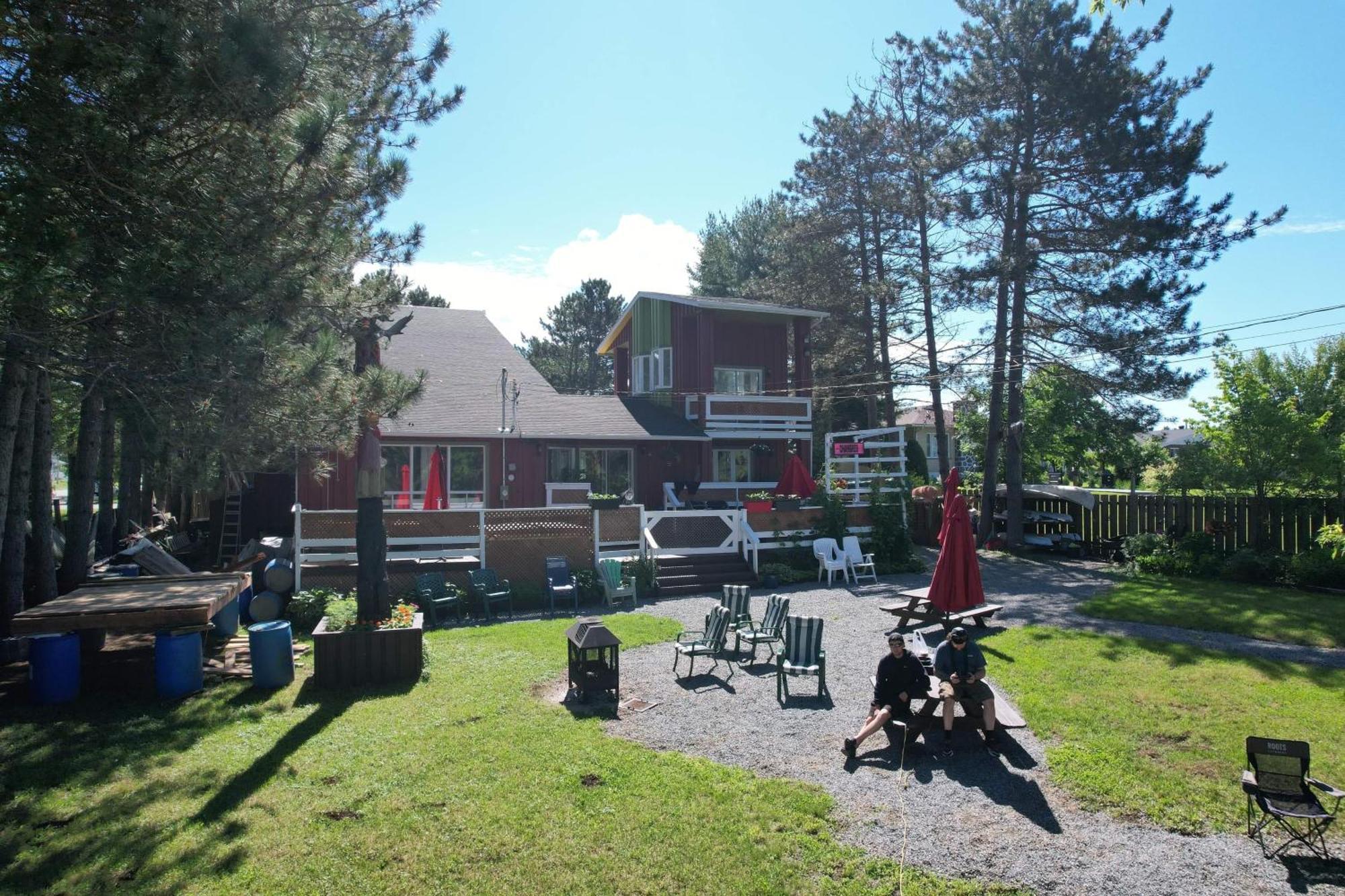 Auberge De Ferme-Neuve Lac-Saint-Paul Екстериор снимка