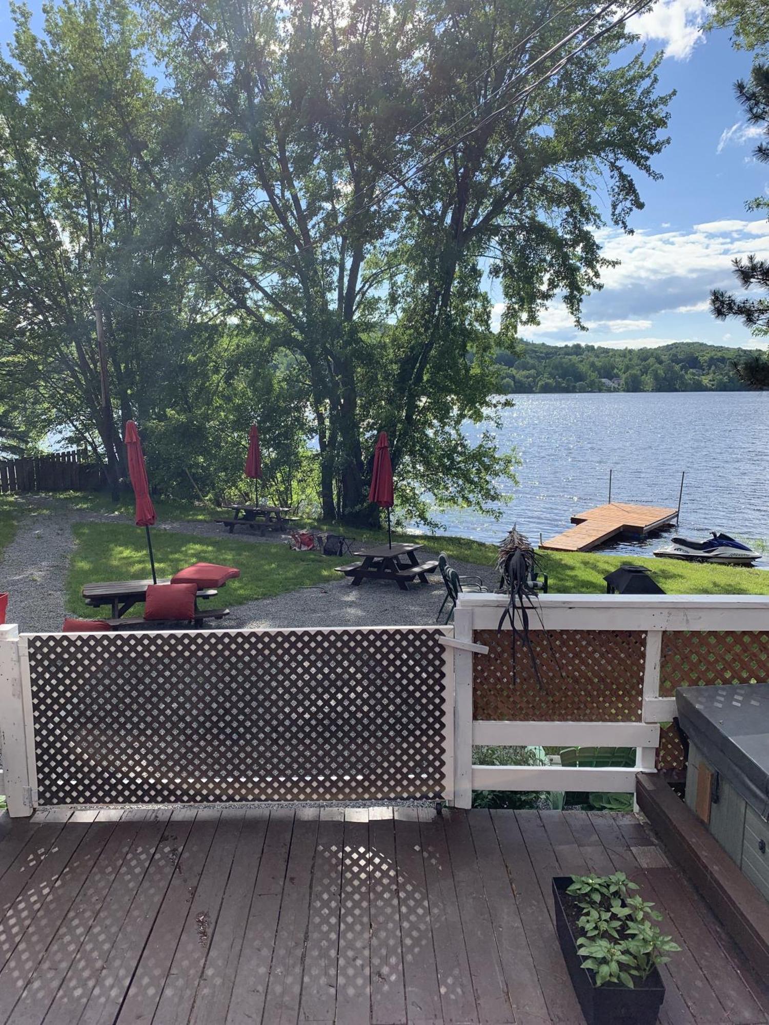 Auberge De Ferme-Neuve Lac-Saint-Paul Екстериор снимка